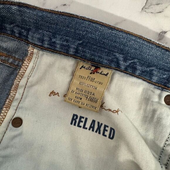 7 For All Mankind Relaxed Light Wash Jeans 36x34 - Picture 8 of 8